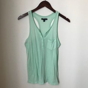 Henley Tank